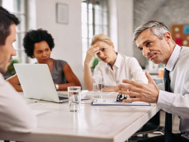 التفاوض وإدارة الخلافات داخل المؤسسات
