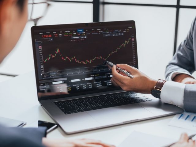 إدارة سعر الصرف وسياسات النقد الأجنبي