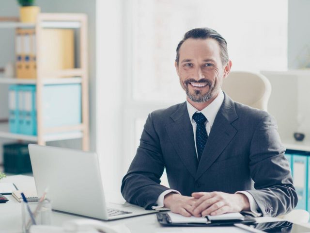 المدير التنفيذي المحترف CEO