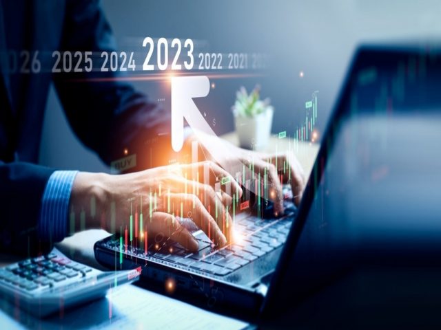 ديناميكية التخطيط ووضع الميزانيات والتنبؤ المالي