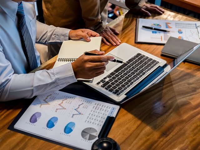 مهارات إعداد وتدقيق الحسابات الختامية